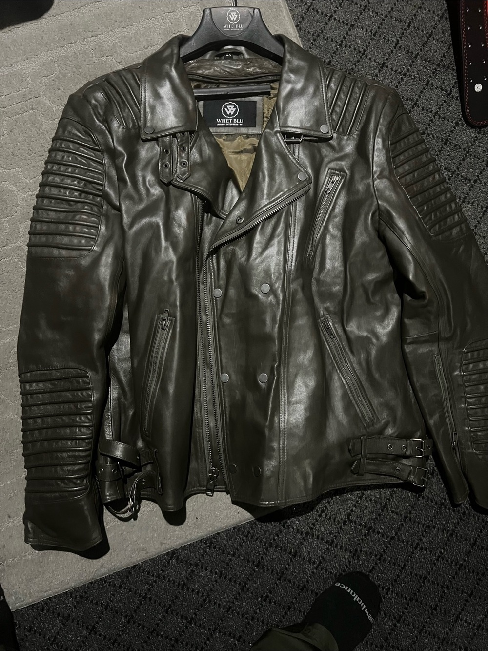 Sz large leather jacket